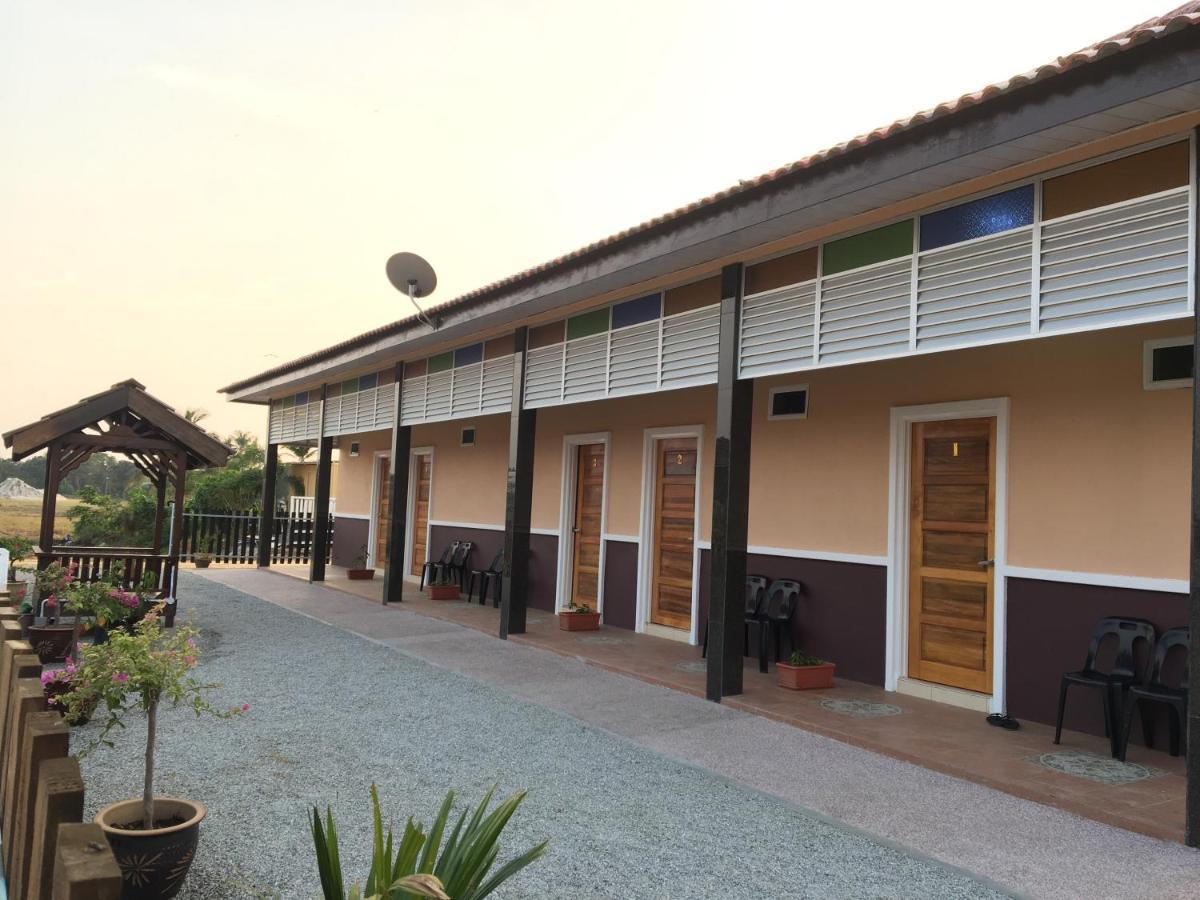 D' Village Cottage Pantai Cenang  Buitenkant foto